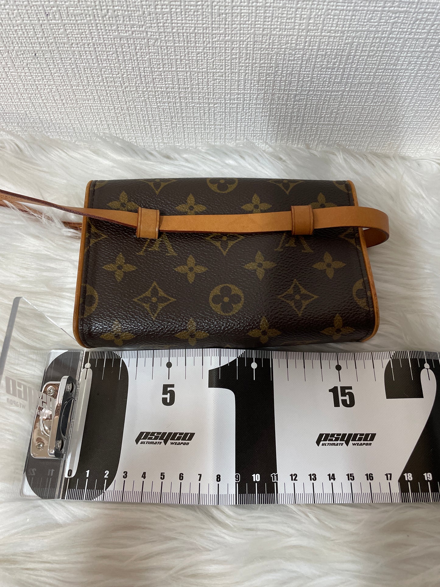 Louis Vuitton Brown Pouches A-16054
