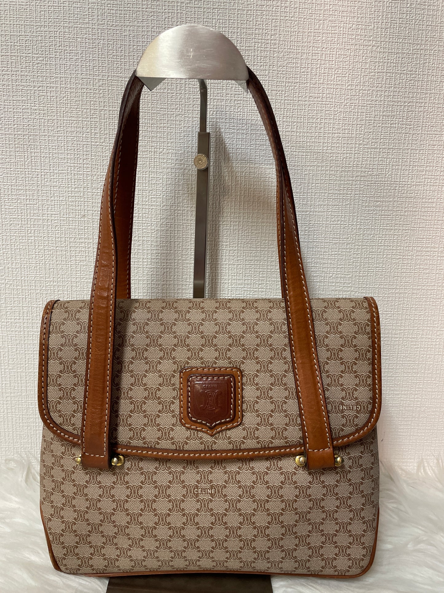 Celine Beige Handle Bags A-16058