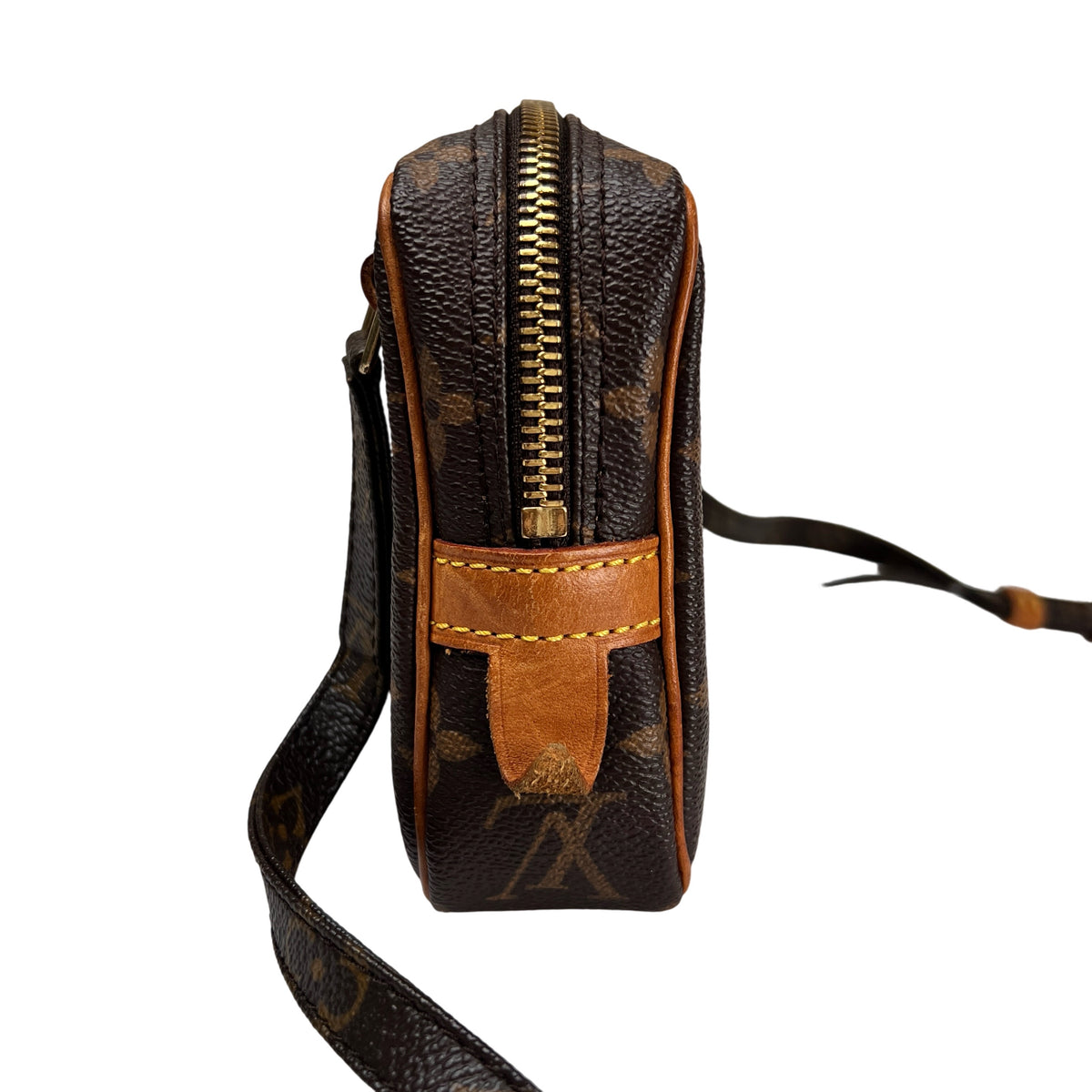 Louis Vuitton Brown Shoulder Bags A-16064