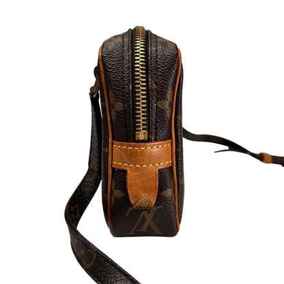 Louis Vuitton Brown Shoulder Bags A-16064