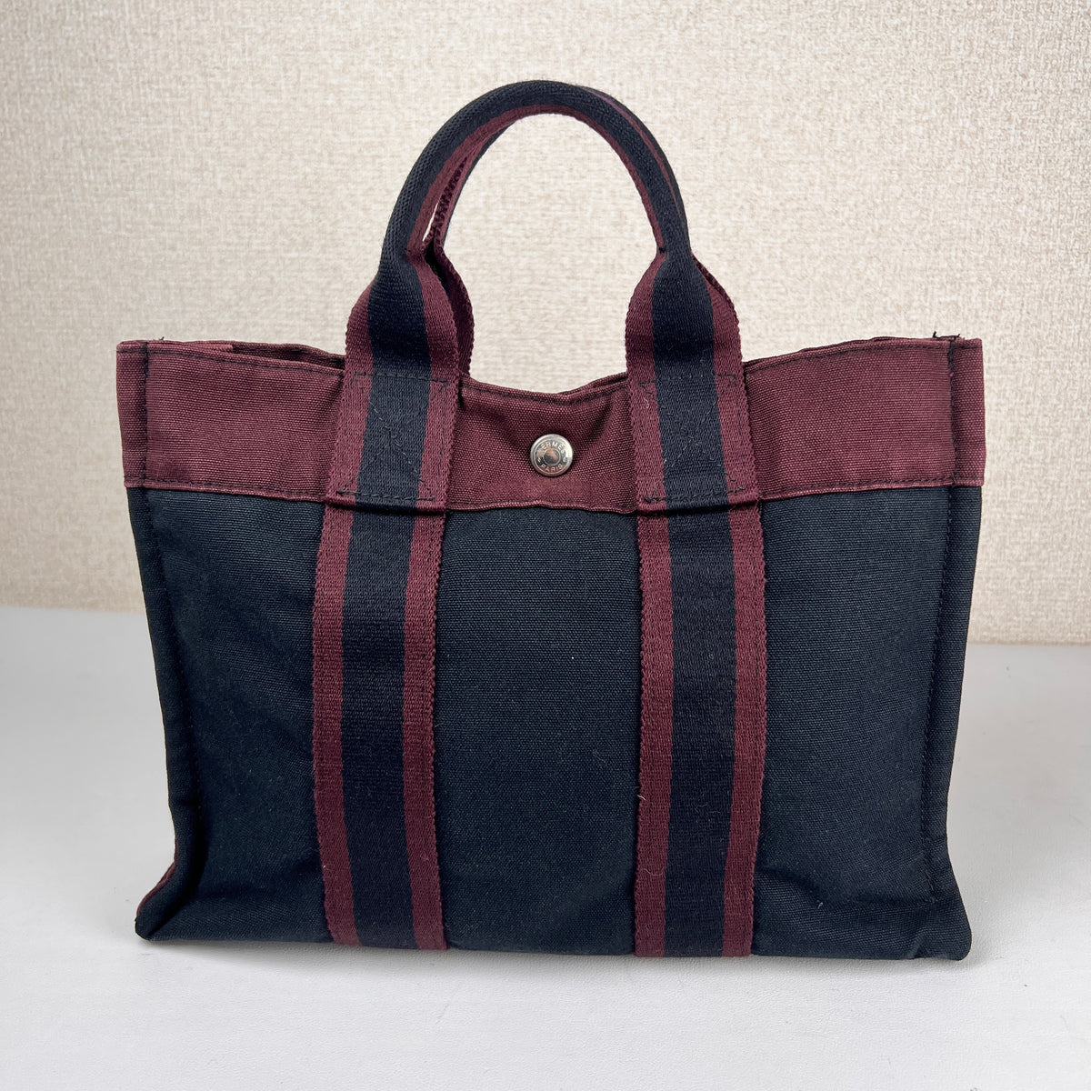 Hermes Black Tote Bags A-16067