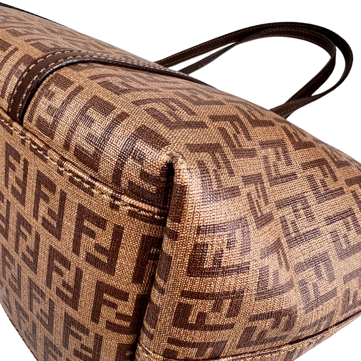 Fendi Brown Tote Bags A-16071