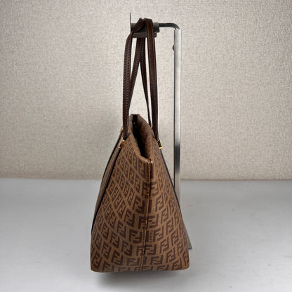 Fendi Brown Tote Bags A-16071
