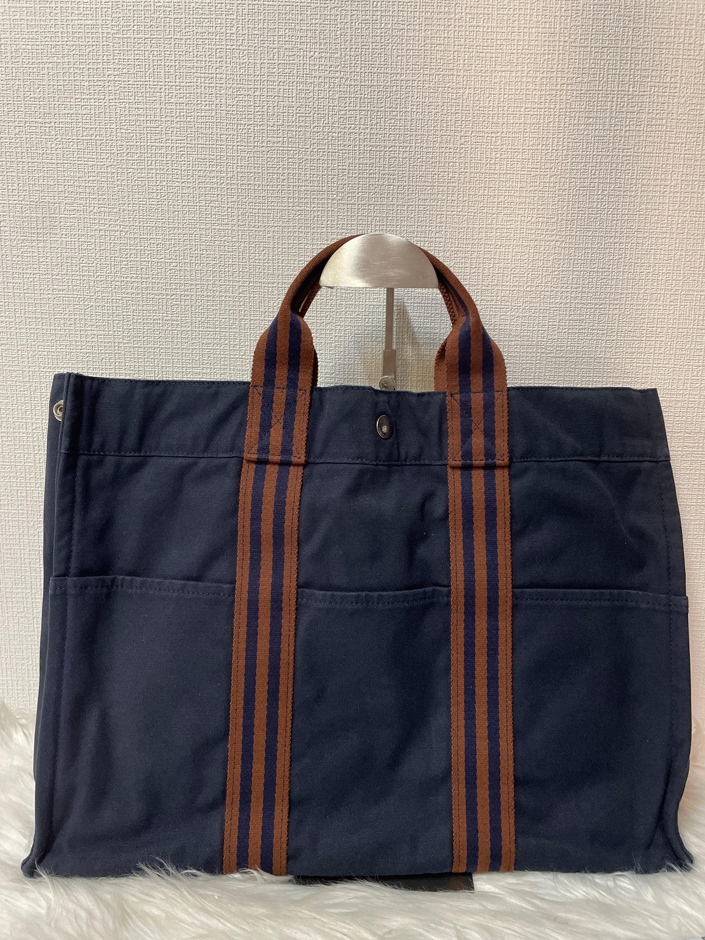 Hermes Navy Tote Bags A-16072