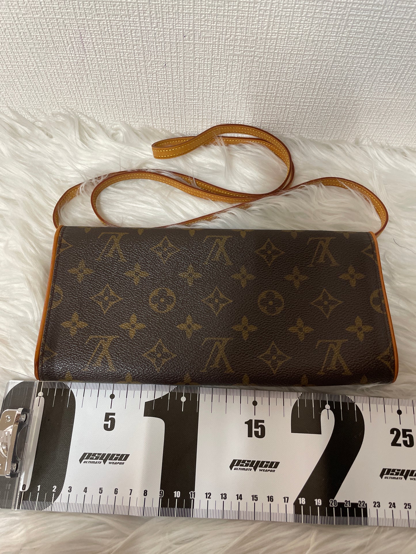 Louis Vuitton Brown Pouches A-16073