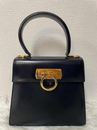 Ferragamo Black Handle Bags A-16078