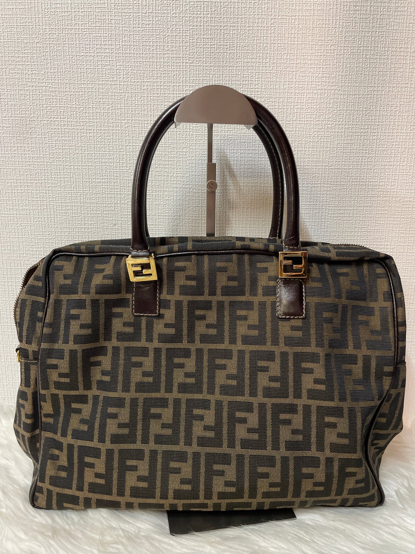 Fendi Brown Handle Bags A-16079