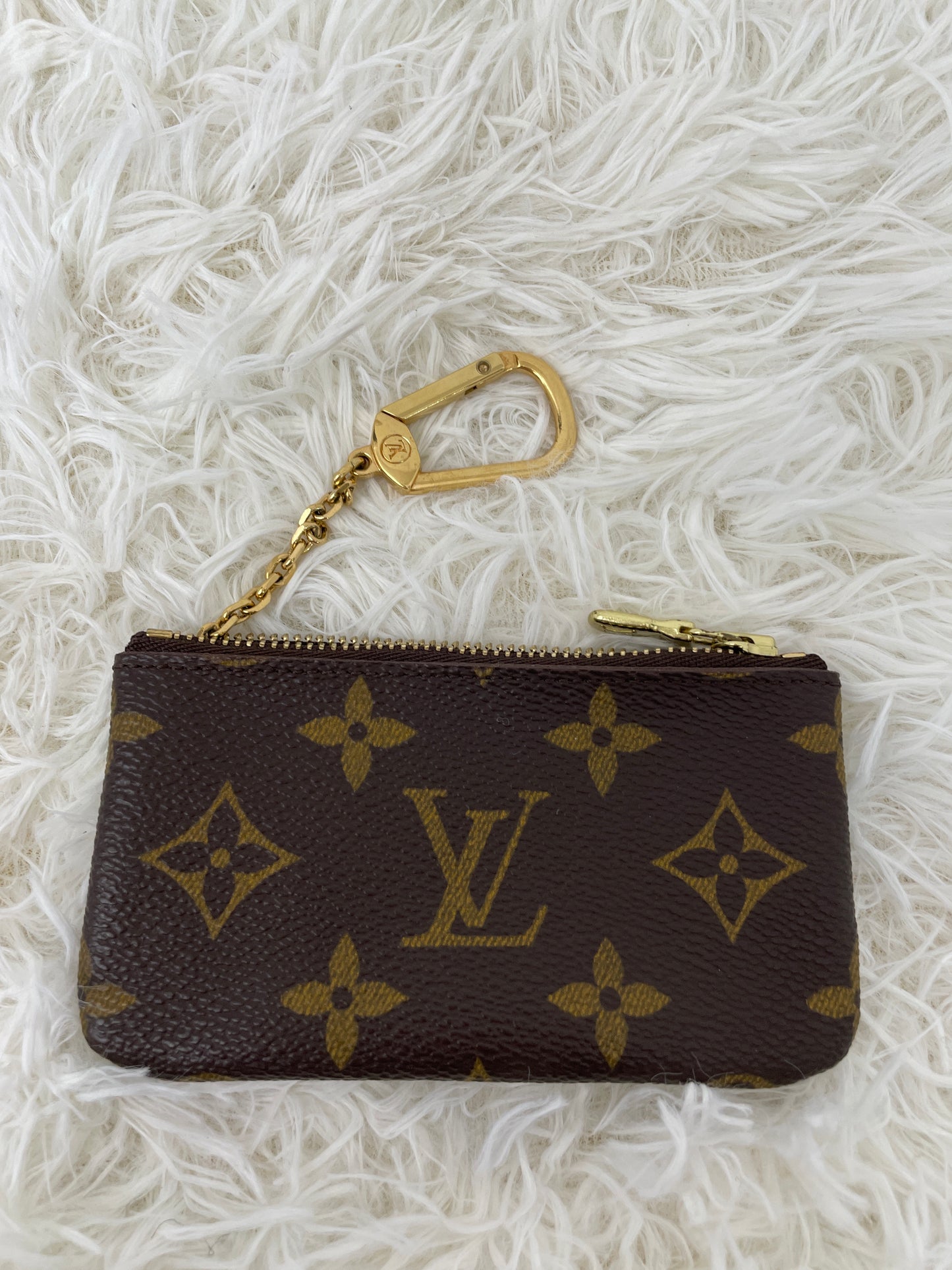 Louis Vuitton Brown Pouches A-16096