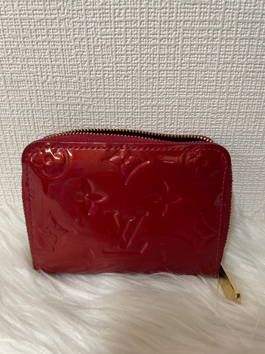 Louis Vuitton Red Wallets A-16100