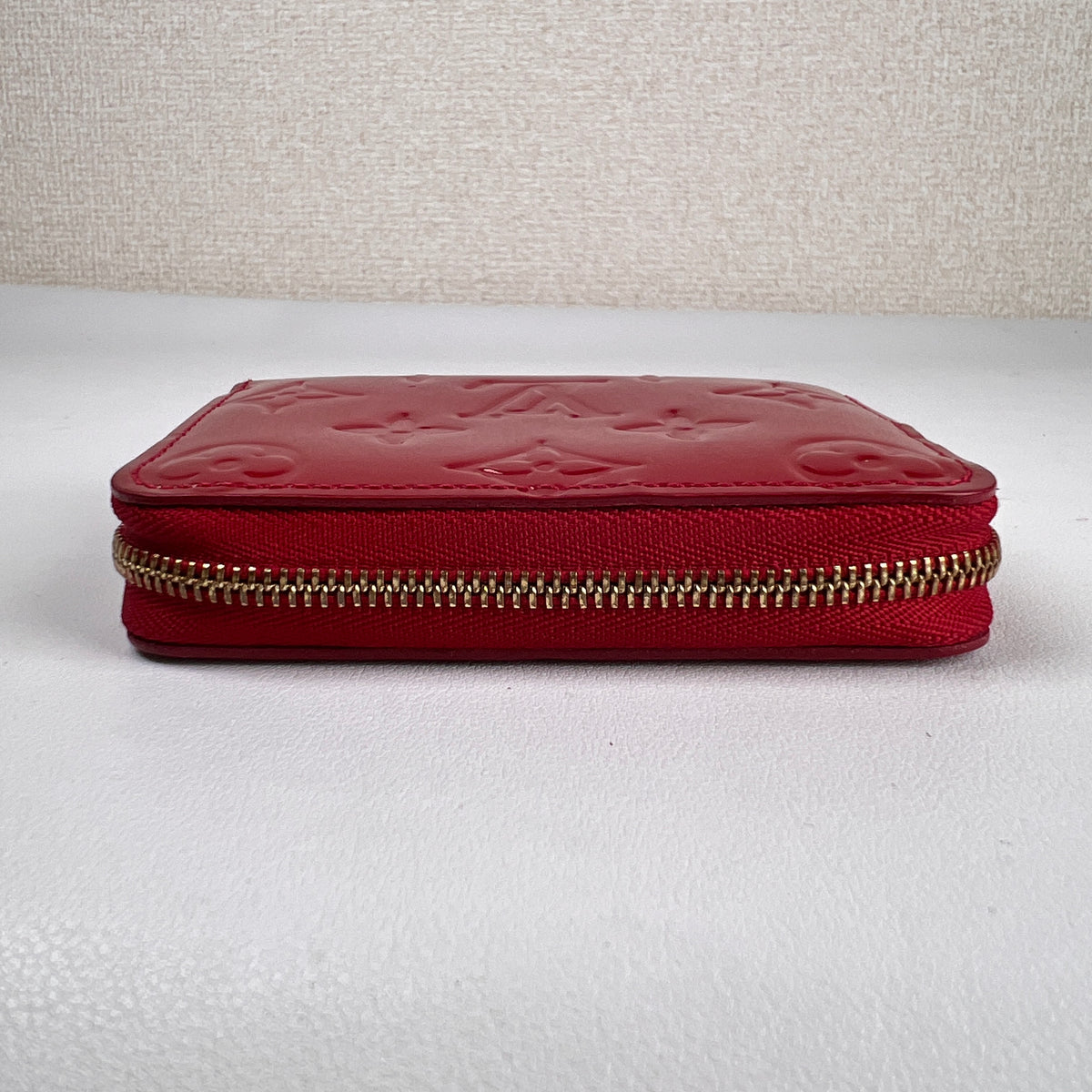 Louis Vuitton Red Wallets A-16100