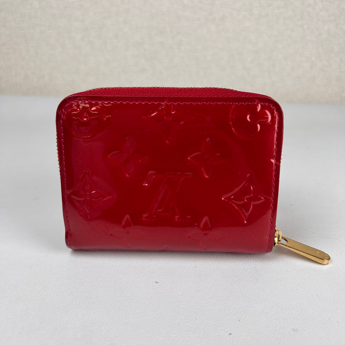 Louis Vuitton Red Wallets A-16100