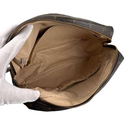 Louis Vuitton Brown Wallets A-16101