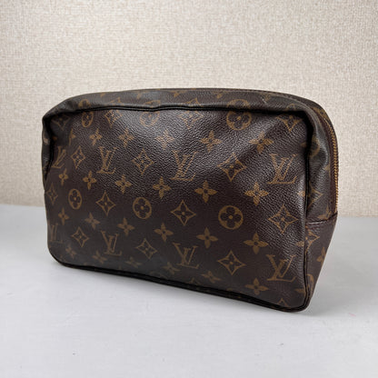Louis Vuitton Brown Wallets A-16101