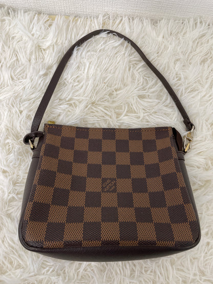 Louis Vuitton Brown Pouches A-16104