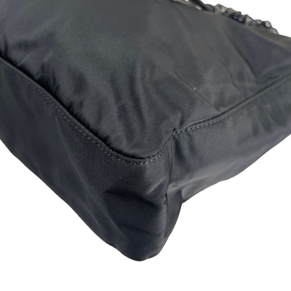 Prada Black Tote Bags A-16126