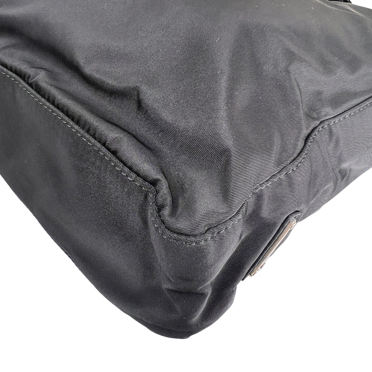Prada Black Tote Bags A-16126