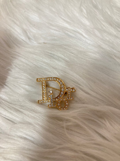 Dior Gold Brooches A-16129