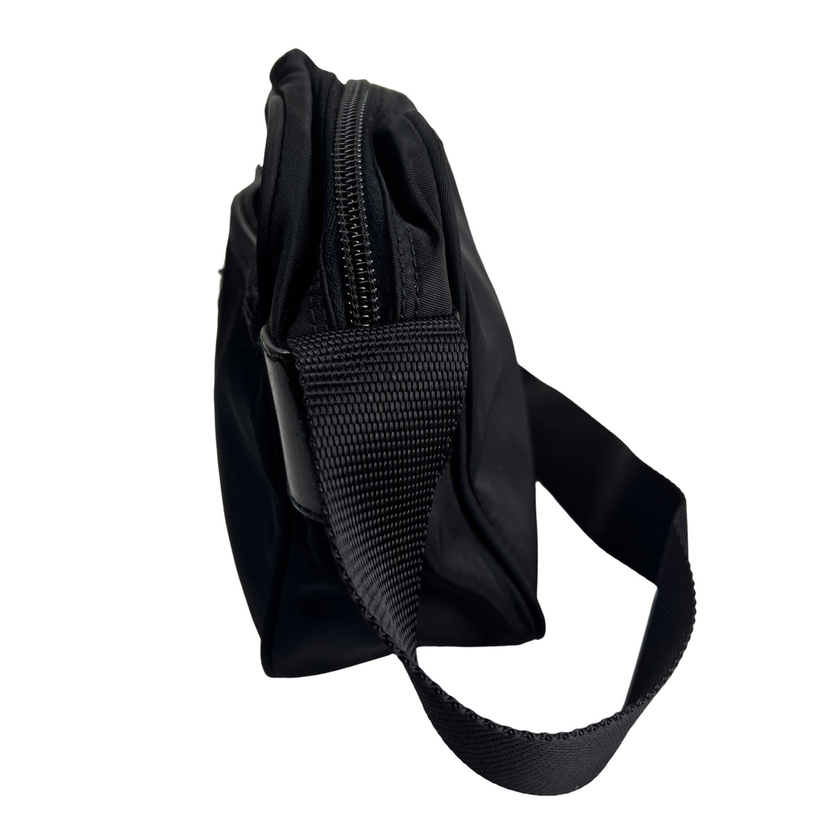 Prada Black Shoulder Bags A-16151
