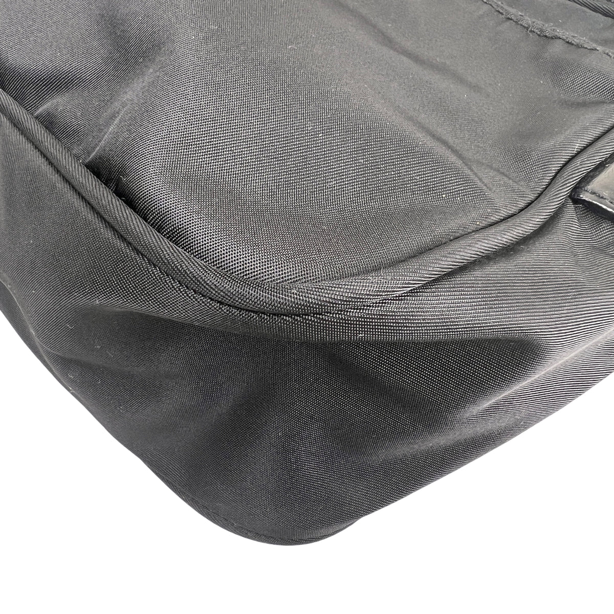 Prada Black Shoulder Bags A-16151
