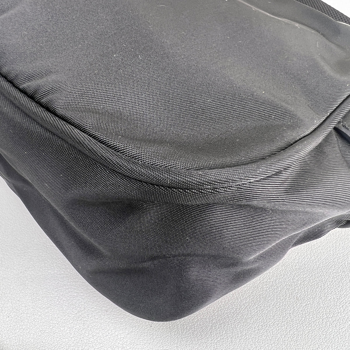 Prada Black Shoulder Bags A-16151
