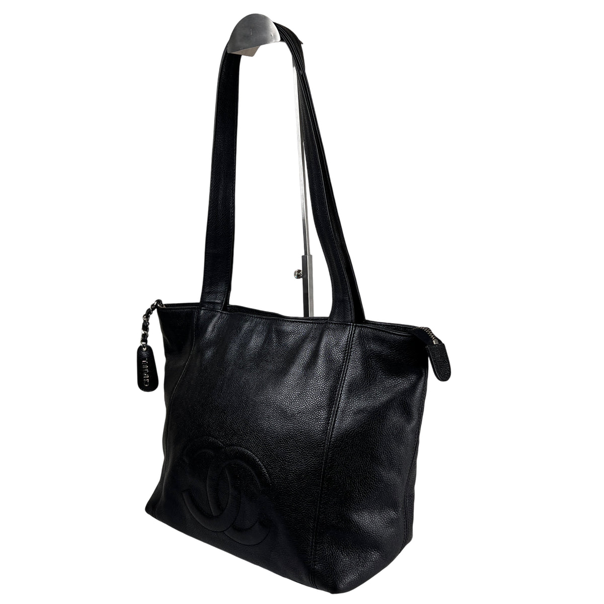 Chanel Black Shoulder Bags A-16159