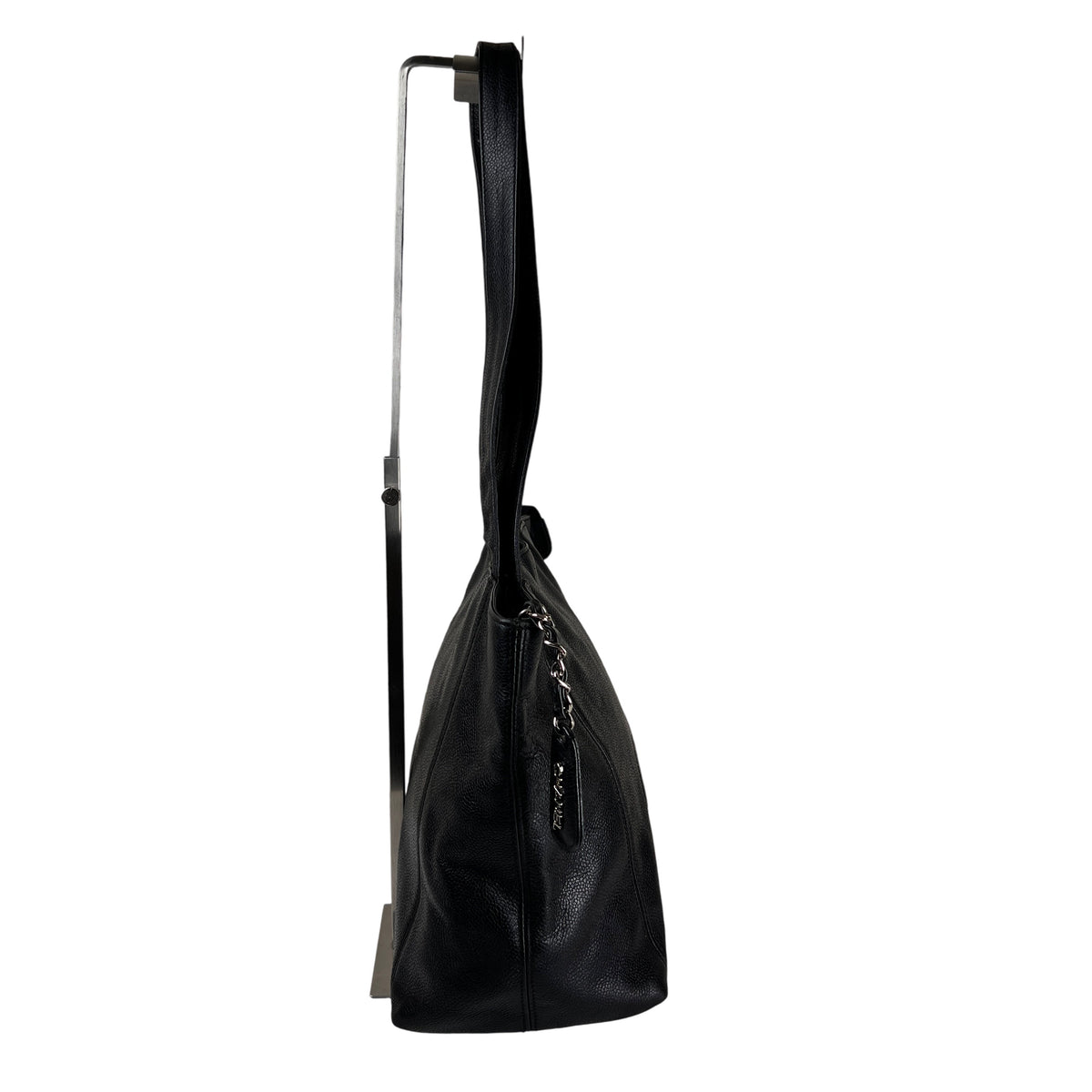 Chanel Black Shoulder Bags A-16159