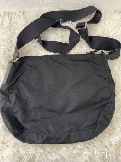 Prada Black Shoulder Bags A-16162