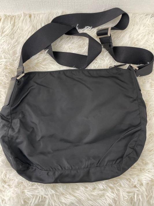Prada Black Shoulder Bags A-16162