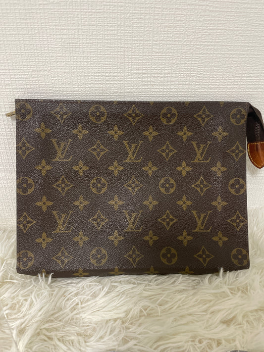 Louis Vuitton Brown Pouches A-16179