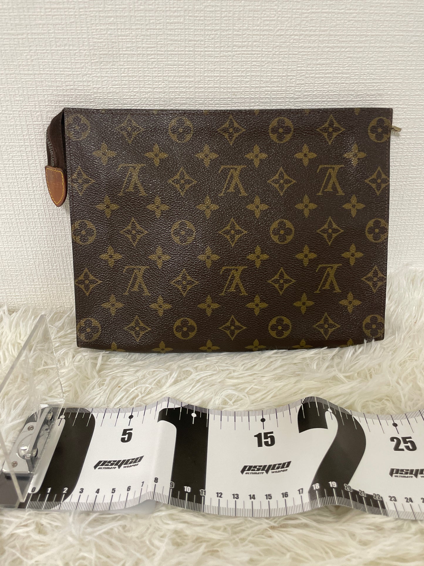 Louis Vuitton Brown Pouches A-16179