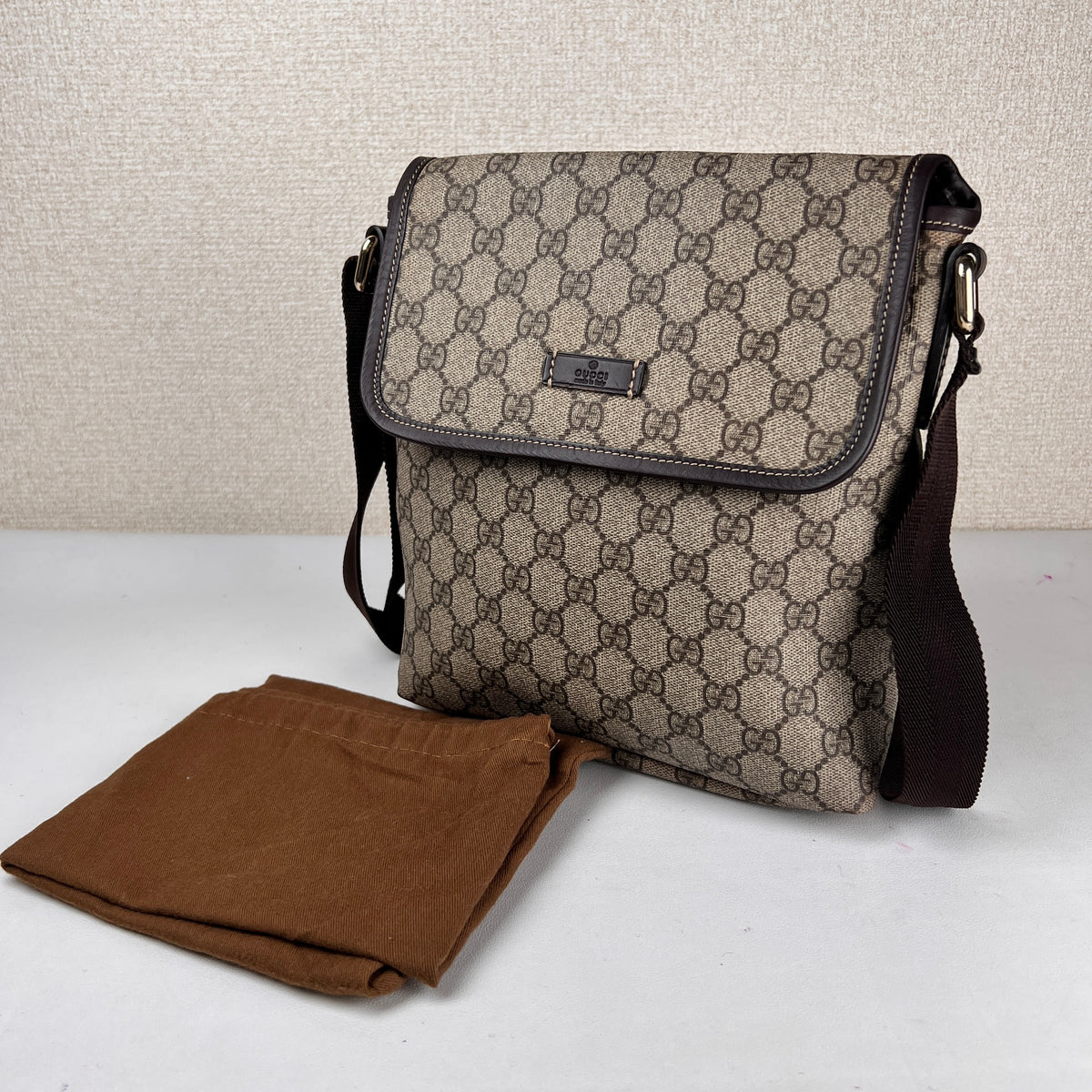 Gucci Brown Shoulder Bags A-16195