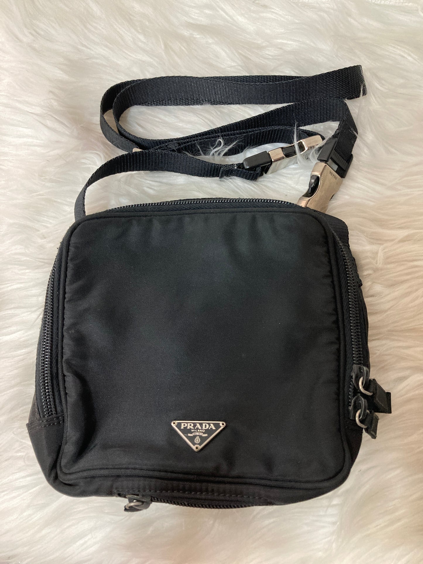 Prada Black Shoulder Bags A-16208