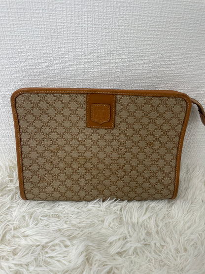 Celine Brown A-16209