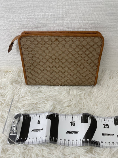 Celine Brown A-16209