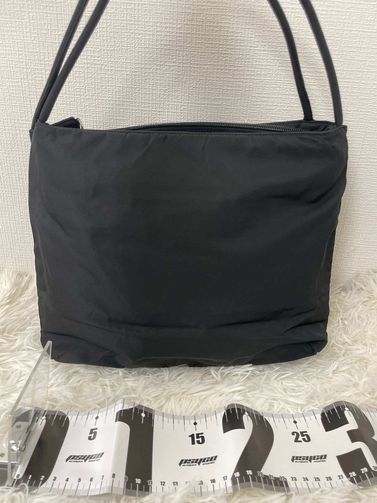 Prada Black Tote Bags A-16210