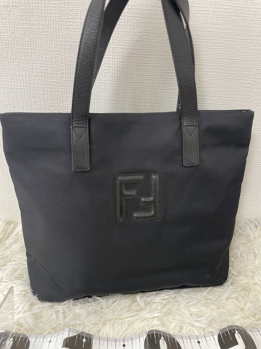 Fendi Black Handle Bags A-16211