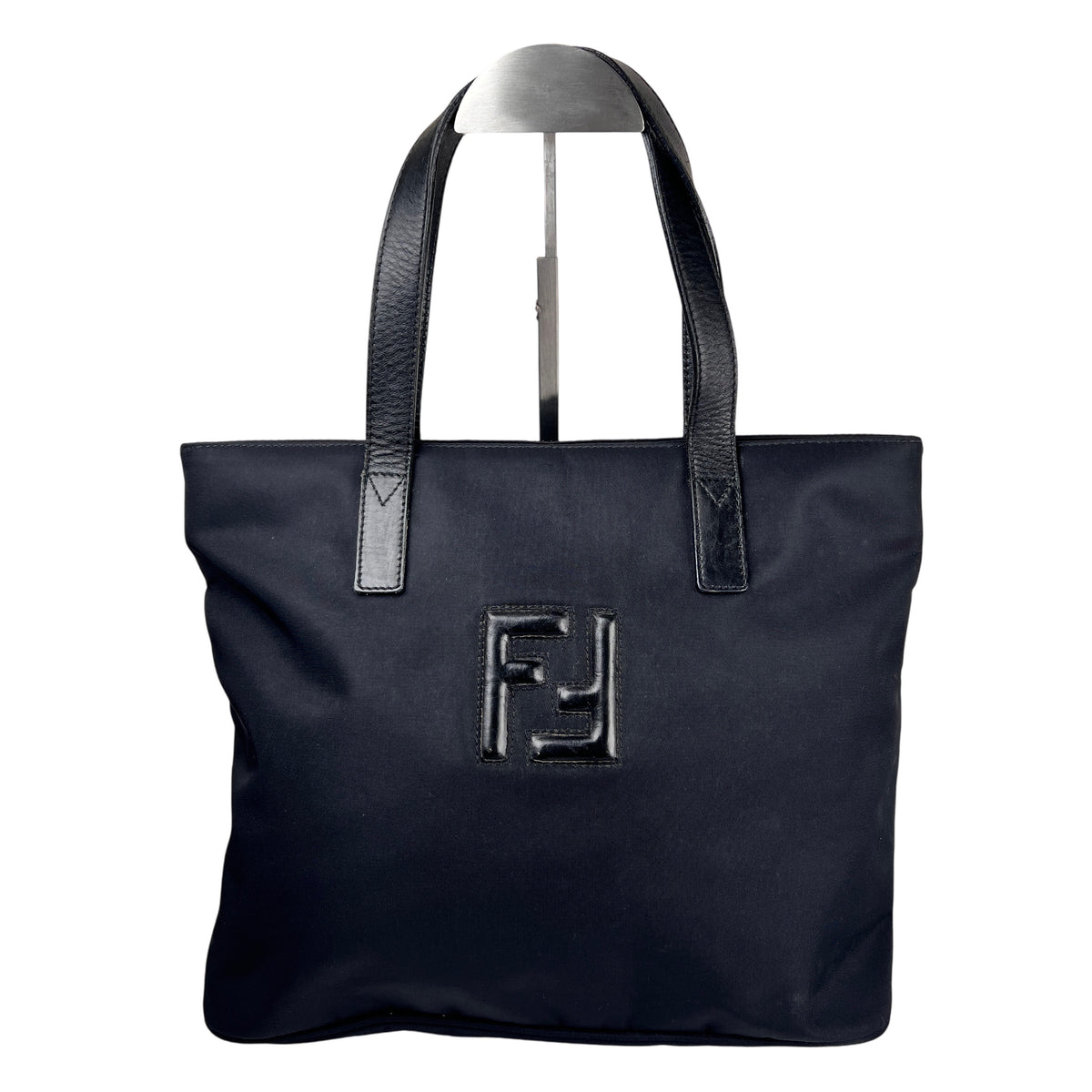 Fendi Black Handle Bags A-16211