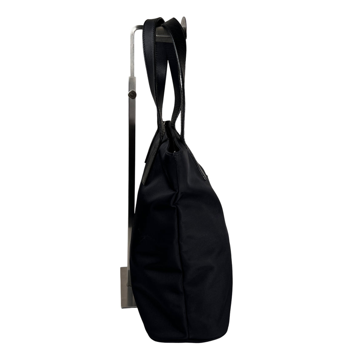 Fendi Black Handle Bags A-16211