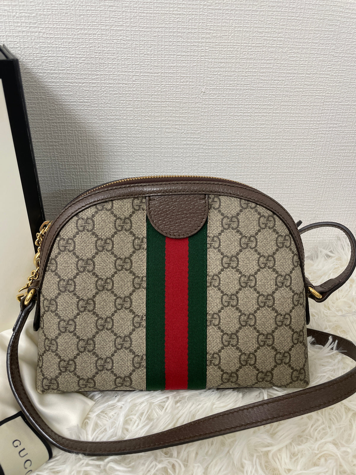 Gucci Gray Shoulder Bags A-16213