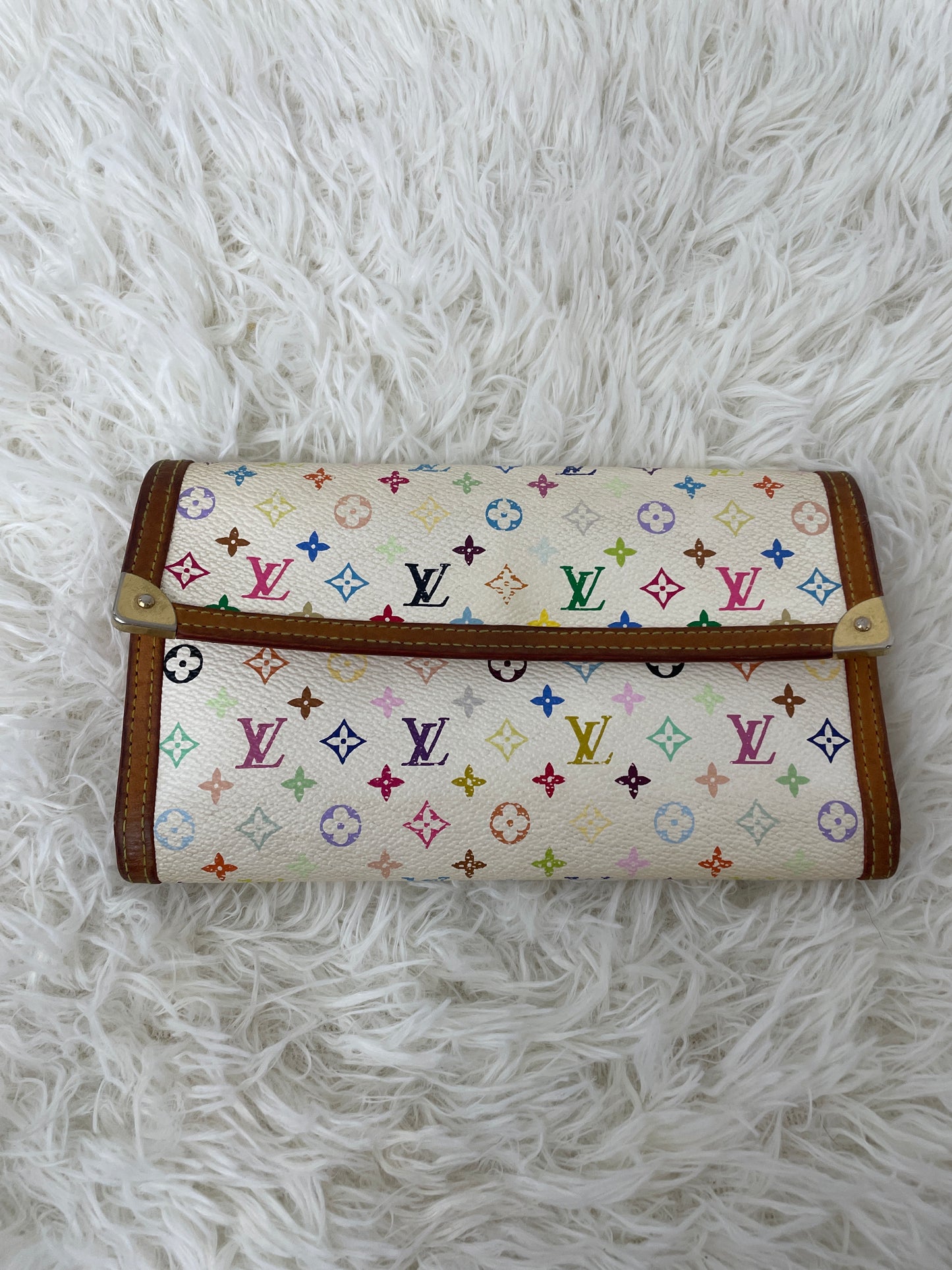 Louis Vuitton Multicolor Wallets A-16214