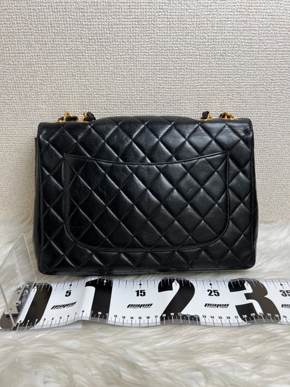 Chanel Black Shoulder Bags A-16248