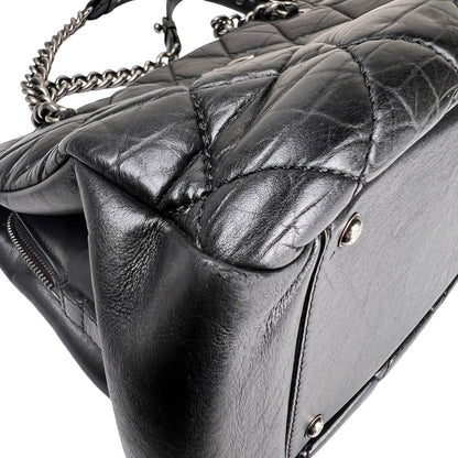 Chanel Black Shoulder Bags A-16249
