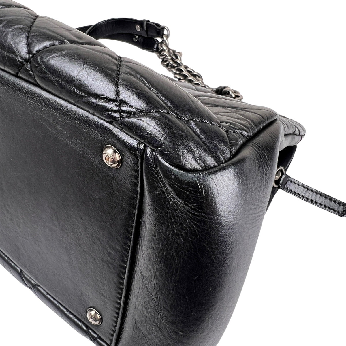 Chanel Black Shoulder Bags A-16249