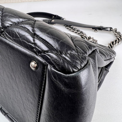 Chanel Black Shoulder Bags A-16249