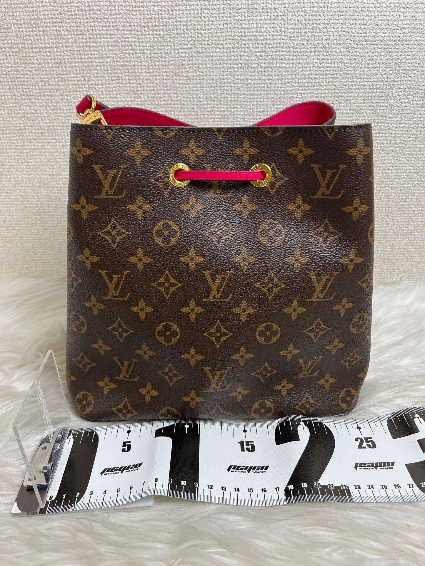 Louis Vuitton Brown Shoulder Bags A-16251