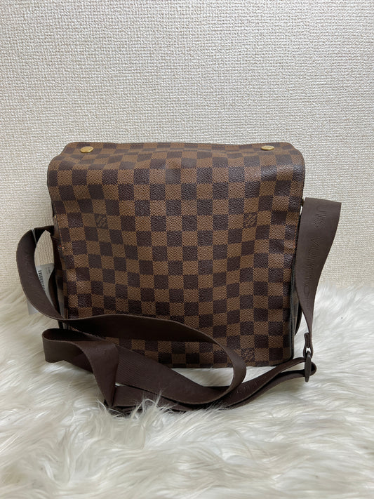 Louis Vuitton Brown Shoulder Bags A-16255