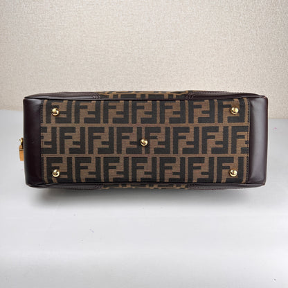 Fendi Brown Handle Bags A-16264