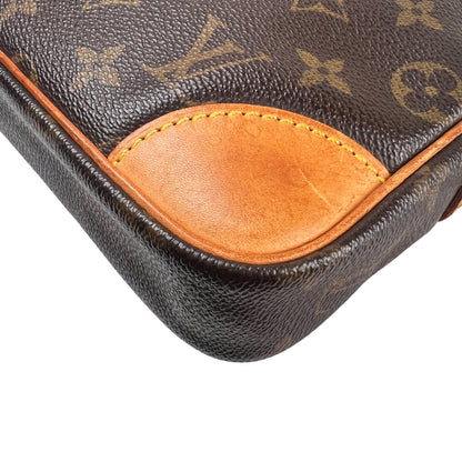 Louis Vuitton Brown Shoulder Bags A-16266