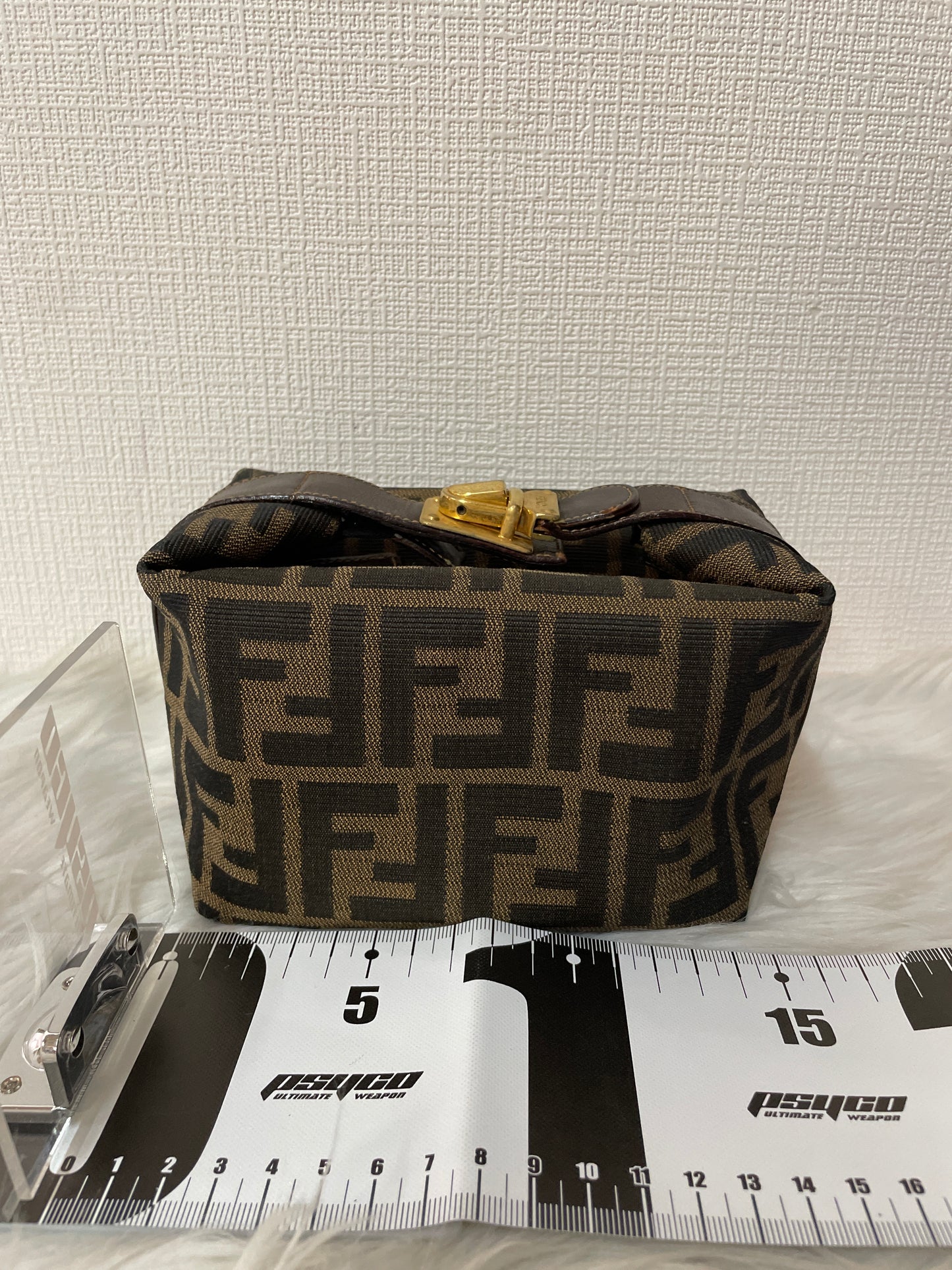 Fendi Brown Handle Bags A-16271