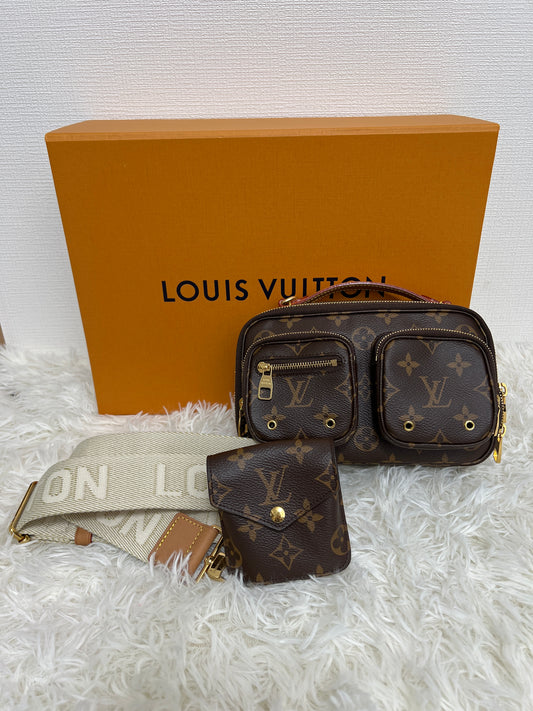 Louis Vuitton Brown Shoulder Bags A-16273